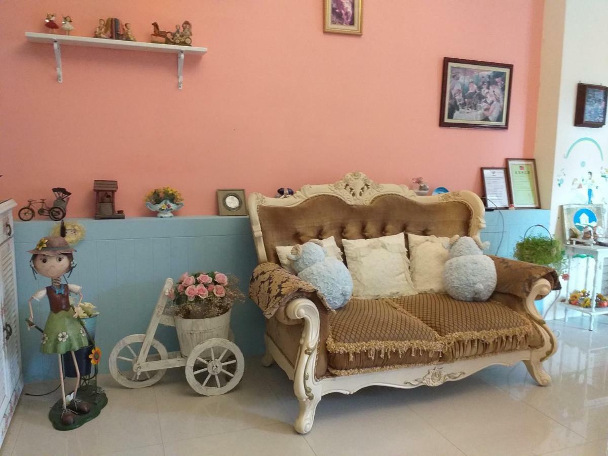 Rose Castle Apartment Taitung Exterior photo
