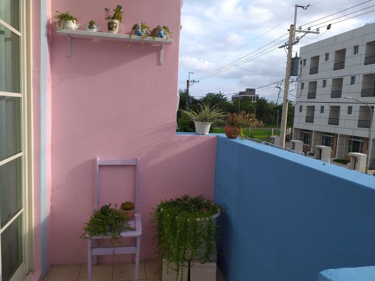 Rose Castle Apartment Taitung Exterior photo